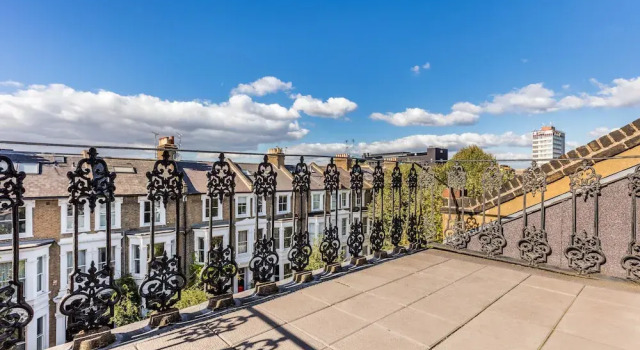 Номер Standard с балконом Muse Haus Riverside