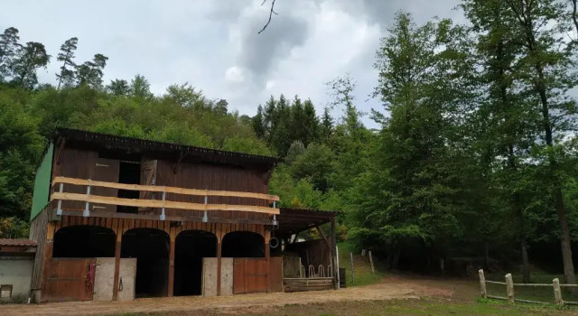 Коттедж Léchappée verte - gîte equestre 5 pers