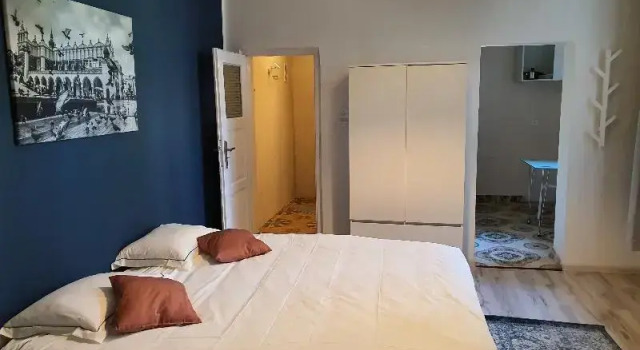 Двухместный номер Standard с балконом AMEN Aparthotel Curie 8
