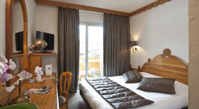 Hotel Les Mélèzes, Забронировать Отель Ле-дез-Альп Oisans