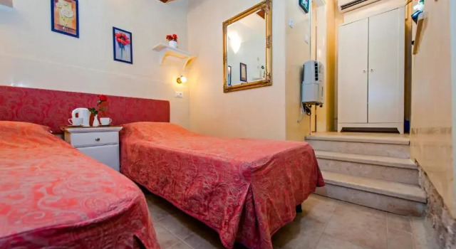 Номер Economy Guest house SOTTO I VOLTI Centro Storico