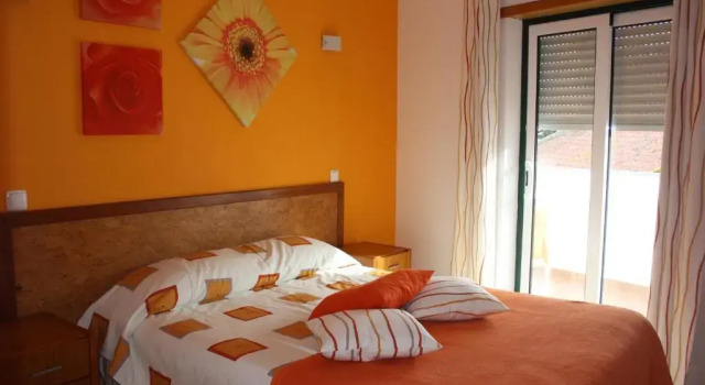 LC's Guesthouse, Rezervovat Hotel Hotely v Lagos s parkováním, Parkování