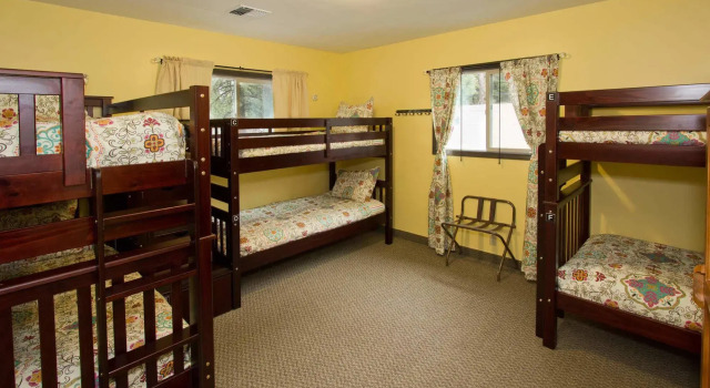 Moderne Hostel, Buchen Sie Hostel Hostels in Mammoth, Hostel