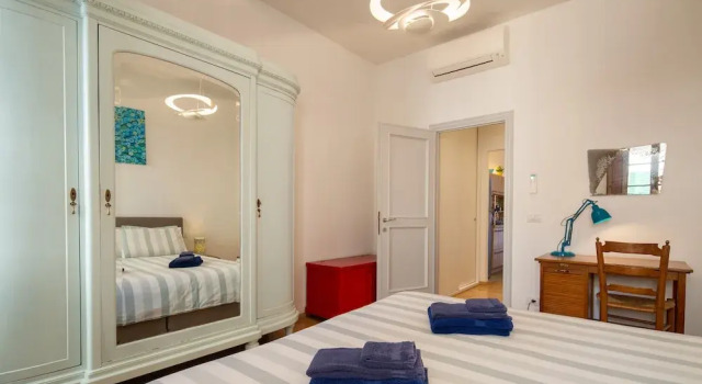 Sant'Ambrogio Charming Flat, Забронировать Отель Отели Флоренции 4 звезды, рядом с Базилика Санта-Кроче, 4*