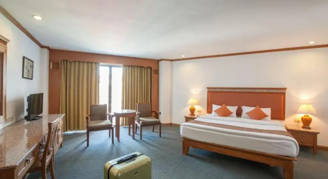 Номер Deluxe Royal Palace Hotel