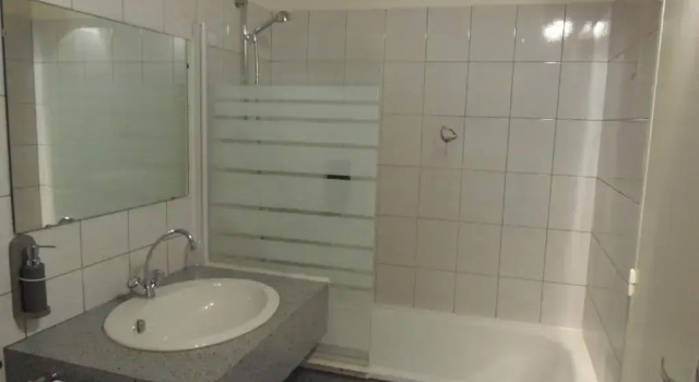 Четырёхместный номер Standard Maison Legate "Hôtel Le Baudiere & Spa"