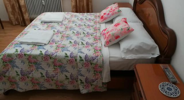 Кровать в общем номере Venice Agostino Guesthouse