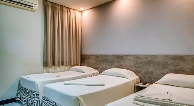 Трёхместный номер Standard Ritz Praia Hotel