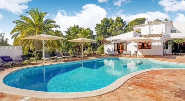 Stylish Villa  in Lagoa with Private Swimming Pool, Boek Villa Carvoeiro Albufeira