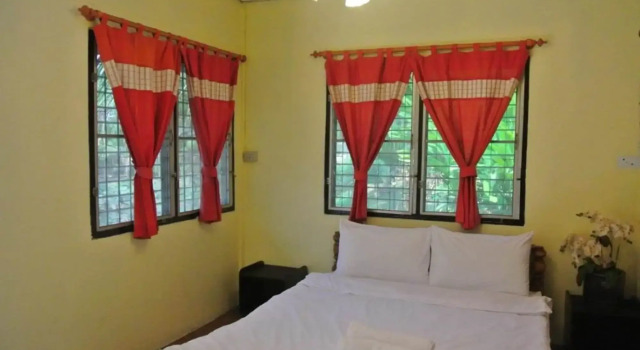Himawari Restaurant & Cottage, Rezervovat Rekreační dům Khon Kaen 