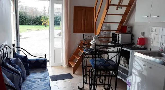 Property With one Bedroom in Sainte-marie-du-mont, With Enclosed Garden and Wifi - 100 m From the Beach, Забронировать Отель  
