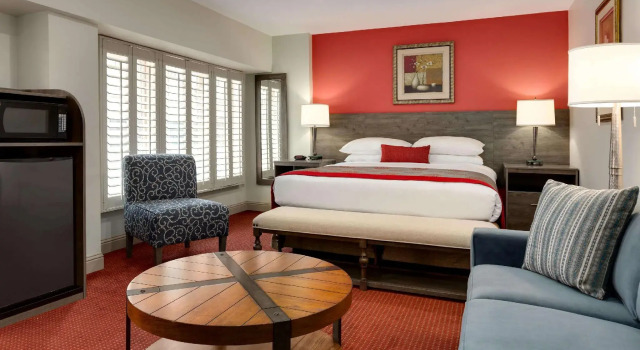 Двухместный люкс Ramada by Wyndham Oakland Downtown City Center