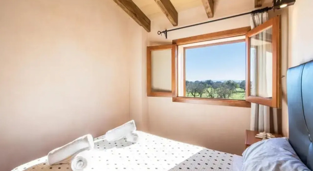 Villa - 4 Bedrooms with Pool and WiFi - 104238