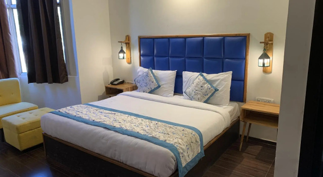 Corbett Ambience Resort, Rezervovat Lázně / Resort Ramnagar Uttarakhand