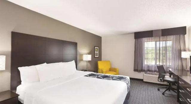 Номер Standard La Quinta by Wyndham Milwaukee Delafield