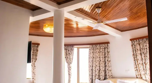 Люкс Executive с балконом Odjidja Royal Palace Hotel