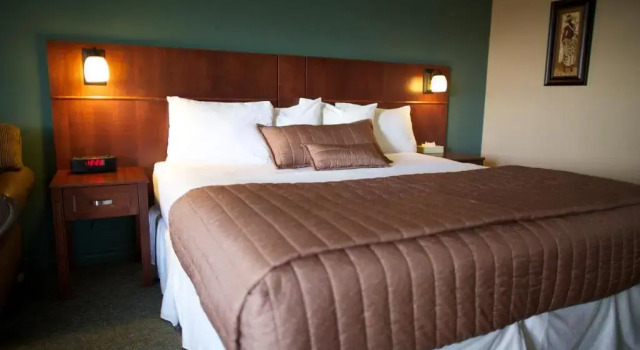 Полулюкс Hotel-Motel Drummond