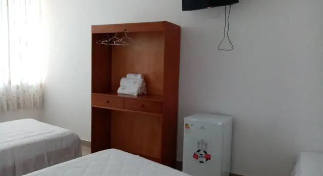 Трёхместный семейный номер Standard Posada del Angel Hotel