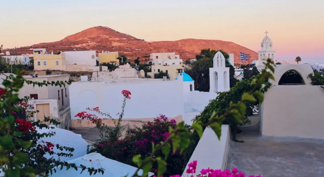 Вилла Villa in Santorini with Stunning Outdoor Kitchen