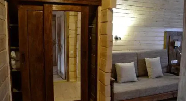 Chalet Hutsulyandiya, Prenota Chalet Hotel a Ivano-Frankovsk con piscina, Piscina