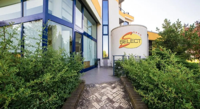 Hotel Select Wellness & Spa