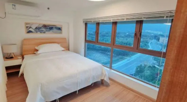 Люкс Дуплекс с 2 комнатами Hong Mingju Hot Spring Resort Hotel (Jin Yezi Branch)