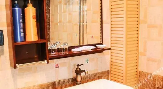 Niaoyu Huaxiang Leisure Inn, Rezerwuj Hotel Dali Yunnan