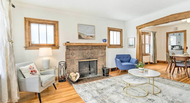 Minneapolis Vacation Rental Near Lake Harriet, Varaa Hotelli Hotellit Minnesota pysäköinnillä, Pysäköinti