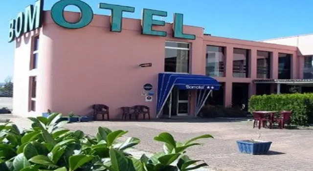 Hôtel Bomotel, Prenota Motel Montlucon Allier