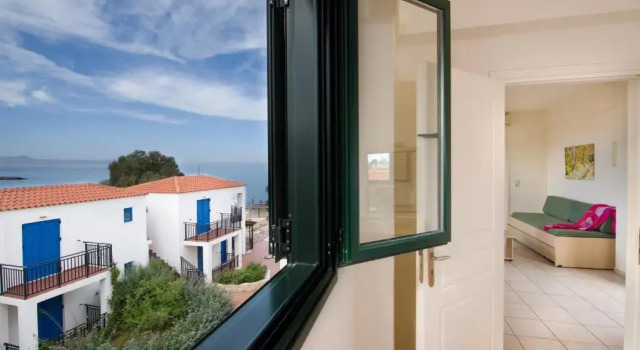 Апартаменты Margarita Beach Hotel
