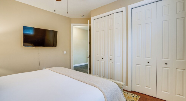Коттедж Pool & Boat Dock: Pet-friendly Cape Coral Home