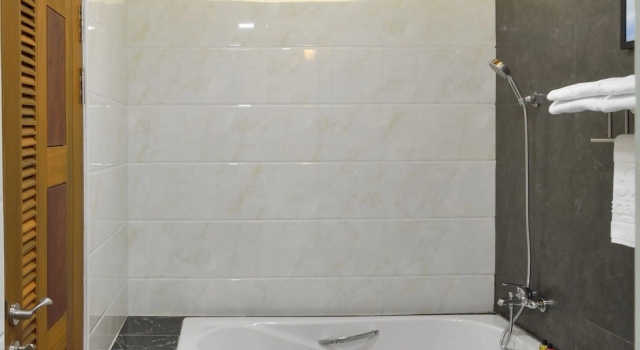 Четырёхместный люкс The Regency Hotel