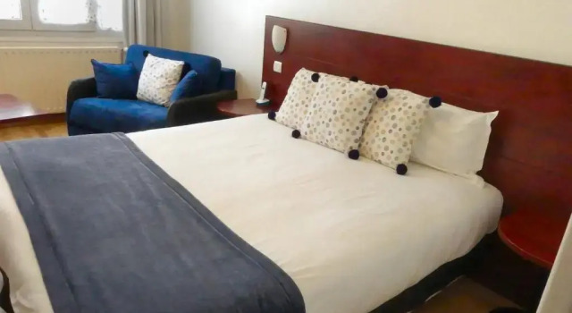 Семейный номер Standard с видом на сад Hôtel de la Plage