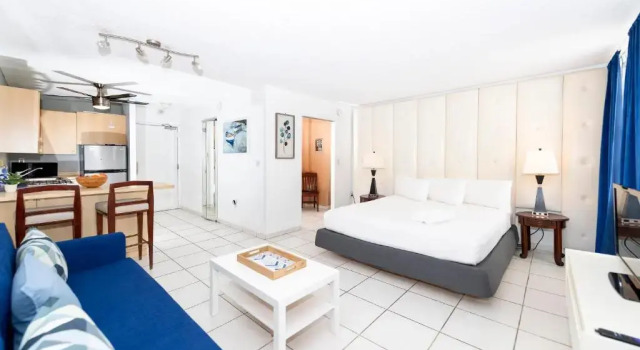 Студия Sobe Apartments