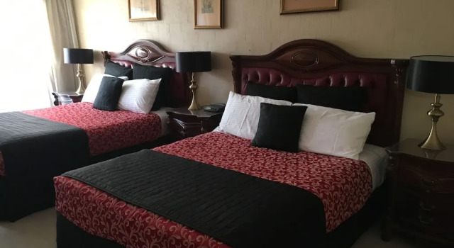 Двухместный номер Deluxe с балконом Albury Manor House