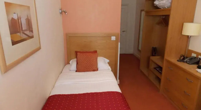 Одноместный номер Standard Woodlands Hotel