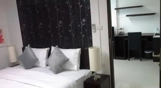 Двухместный люкс с видом на город House and Home Residence