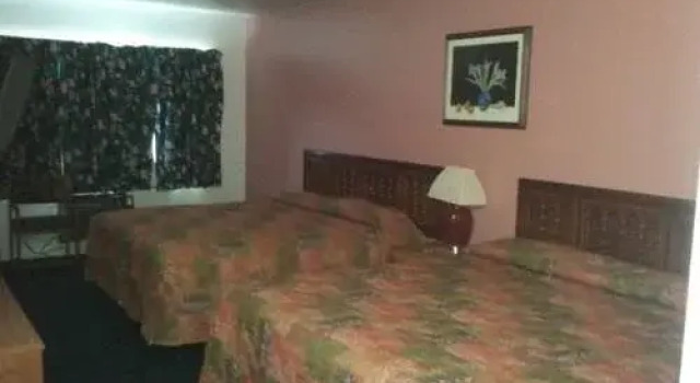 Town Lodge, Book Hotel San Bernardino Californien