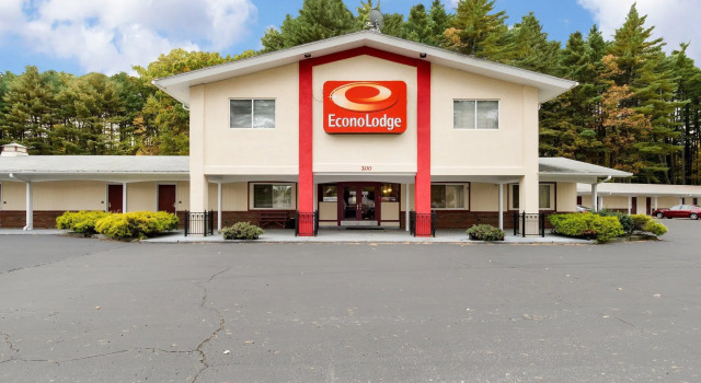 Red Roof Inn Sutton, Забронировать Отель Саттон Массачусетс