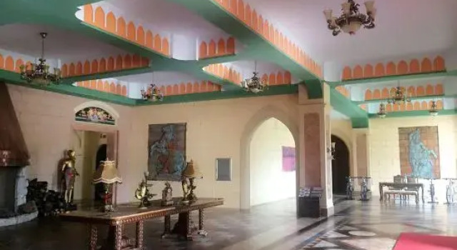 Ya'oulong Castle Hotel, Rezerwuj Hotel Yichun Heilongjiang