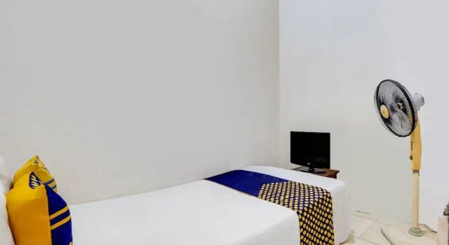 Ekonomiczny pokój OYO Life 91893 Kost Jeje Syariah