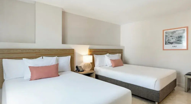 Четырёхместный номер Superior Hotel MS Ciudad Jardin