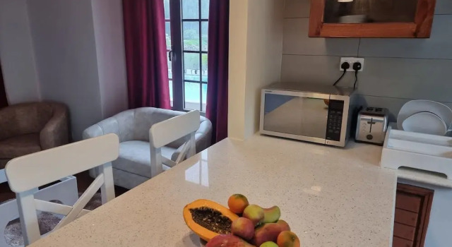 Phoenix Apartments, Buchen Sie Ferienwohnung Victoria Mahé