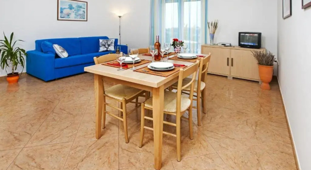 Апартаменты с 2 комнатами с балконом Apartments Bella