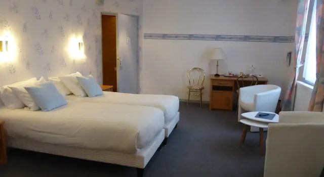 Hostellerie Saint Louis, Rezerwuj Hotel Hotele SPA w Bollezeele, SPA