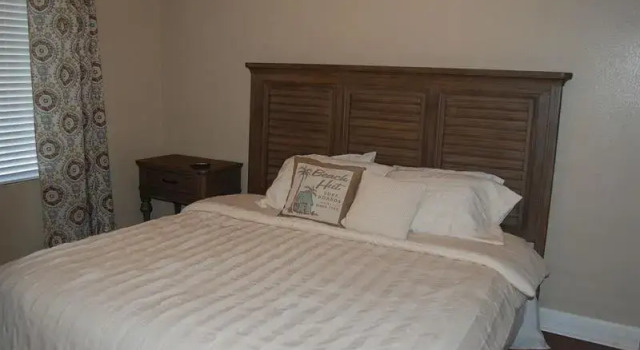 Tidewater 1418 Beachfront Condo Near Pier Park by RedAwning, Забронировать Отель Отели Панама-Сити с бассейном, рядом с Пирс Рассел-Филдс, Бассейн