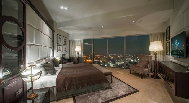 Номер Presidential 30th+ Floor Apartments in Sky Tower