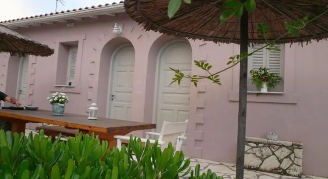 Апартаменты Цокольный этаж Stavlos Cottage