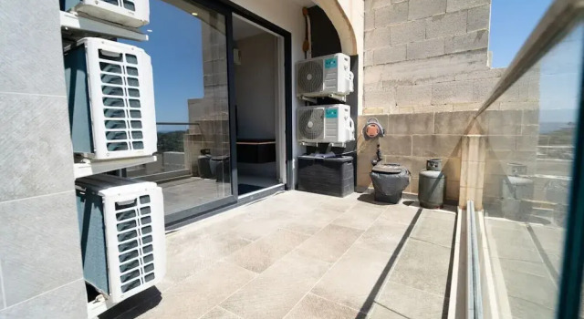 Ghajnsielem Retreat 4 Bedrooms Panoramic Terrace, Reservar Apartamento Apartamentos em Ghajnsielem, Apartamento