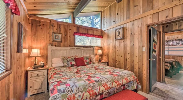 Quiet Retreat w/ Hot Tub - 16 Miles to Ski Apache!, Varaa Lomakoti Ruidoso New Mexico